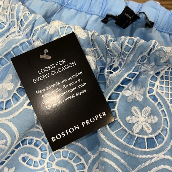 Boston Proper Two Tone Lace Overlay Top M Blue White NWT Boho Off Shoulder Girly - Picture 9 of 10